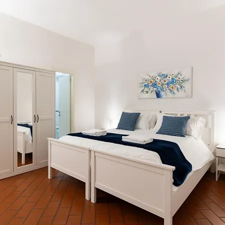 Faenza Apartment Florenz